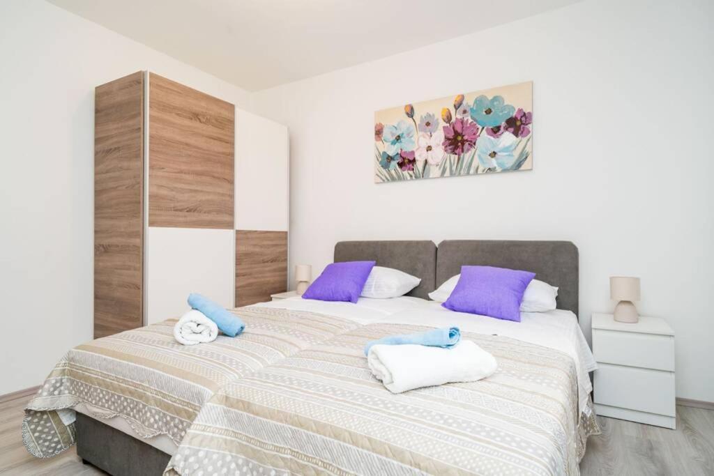 Apartment Katarina Sea View Дубровник Екстериор снимка
