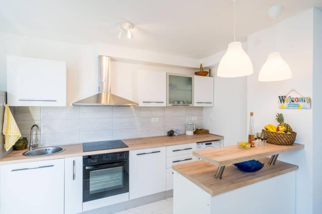 Apartment Katarina Sea View Дубровник Екстериор снимка