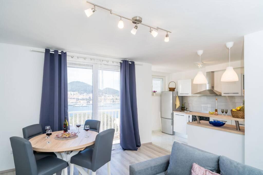 Apartment Katarina Sea View Дубровник Екстериор снимка