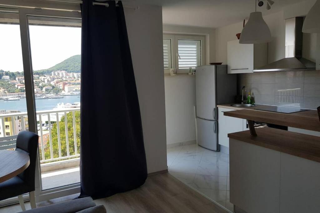 Apartment Katarina Sea View Дубровник Екстериор снимка