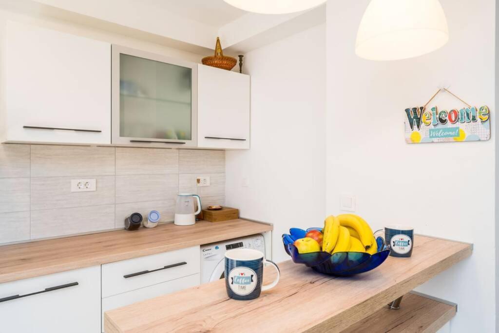 Apartment Katarina Sea View Дубровник Екстериор снимка