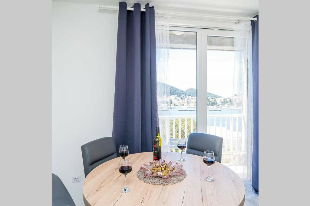 Apartment Katarina Sea View Дубровник Екстериор снимка