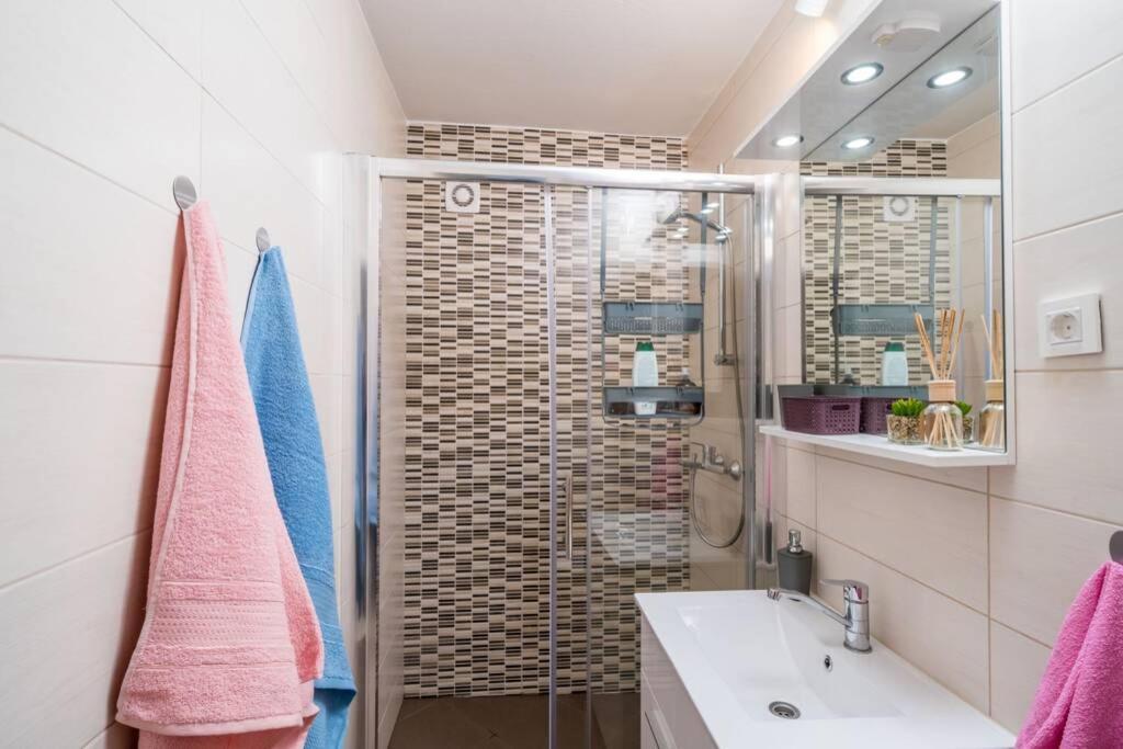 Apartment Katarina Sea View Дубровник Екстериор снимка