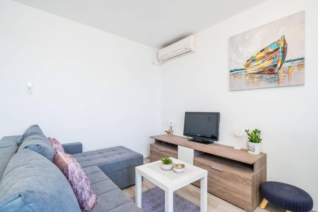 Apartment Katarina Sea View Дубровник Екстериор снимка